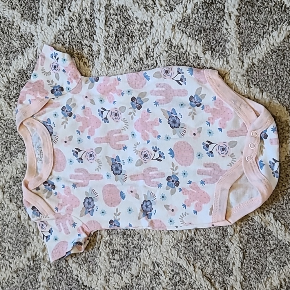 20 for $10 - Rene Baby Girls 6-9m Pink & Blue Pattern Short Sleeve Onesie